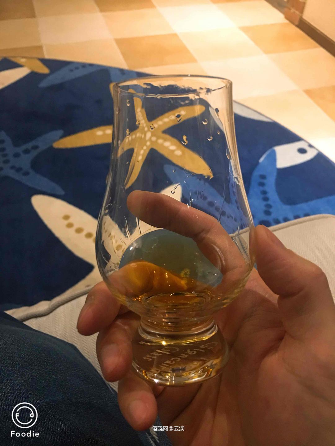 现在无论到哪玩都要带着酒壶酒杯<img src='https://sdata.whiskyworm.com/xcxpics/emoji_29.png' class='emoji' />