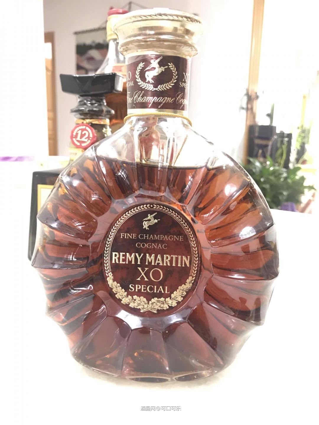 过年在老丈人家翻出几瓶老酒