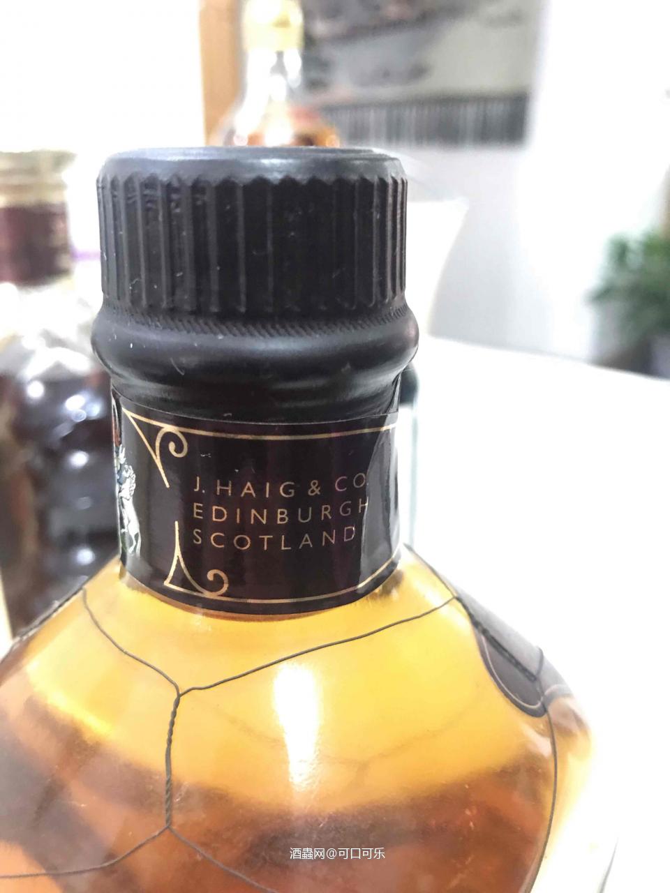 还有瓶特老的红方