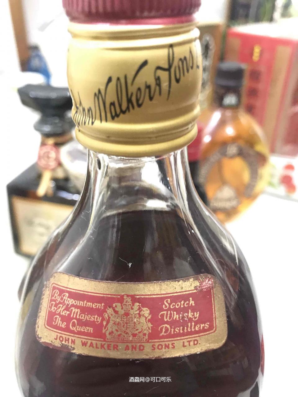 还有瓶特老的红方