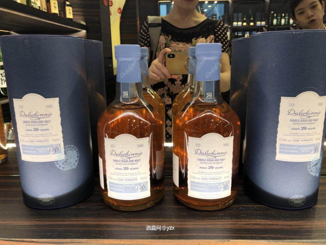 两者谁有对比过？