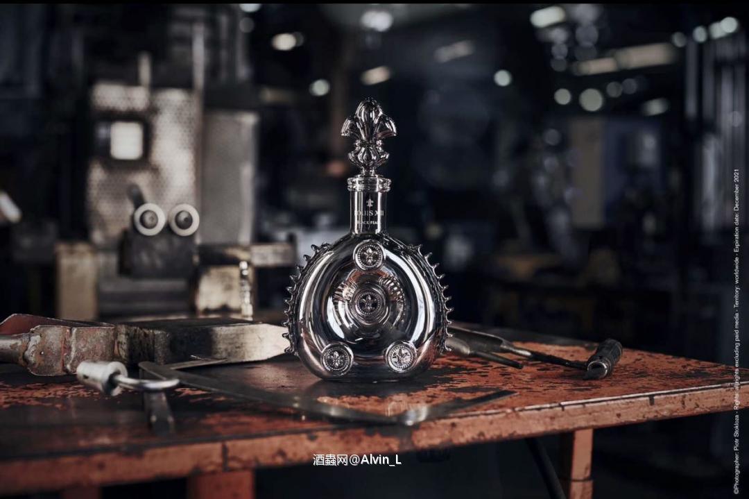 《2019路易十三黑珍珠最新限量版》