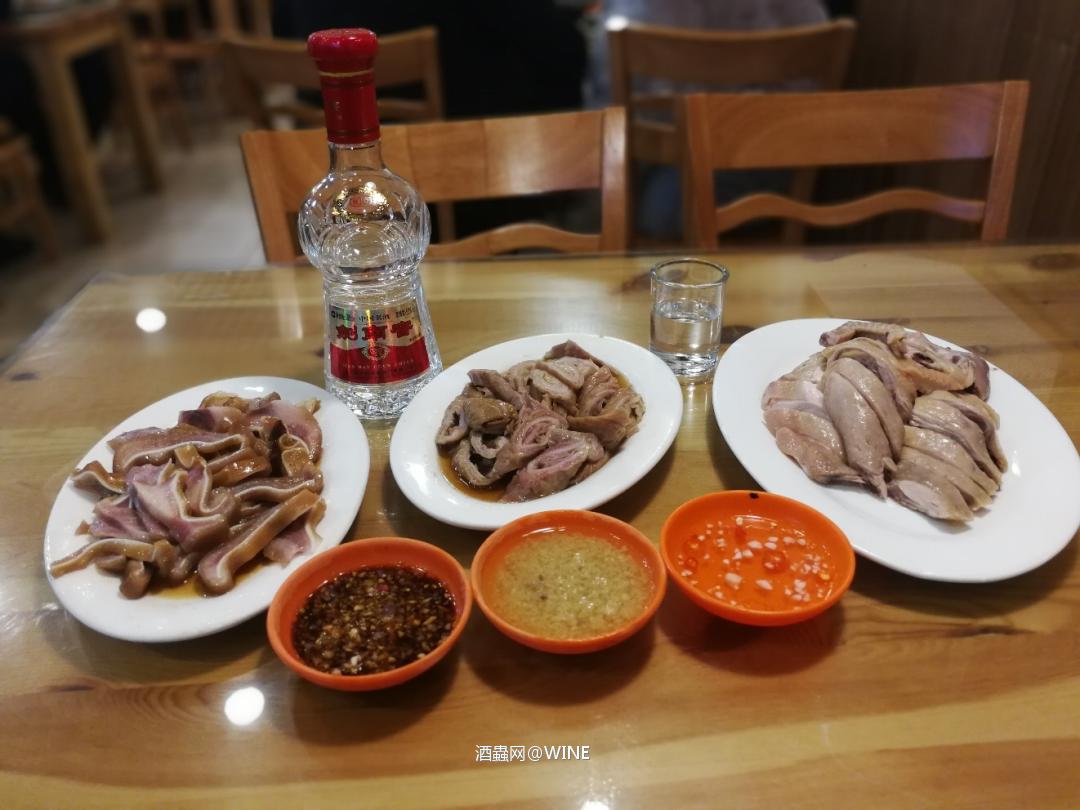 贱男←_←渣男总会有春天😄