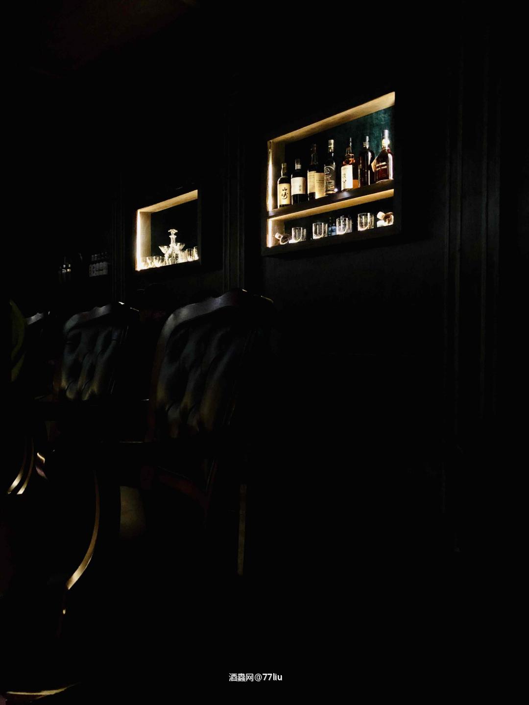 在家喝多了，出来晃晃……