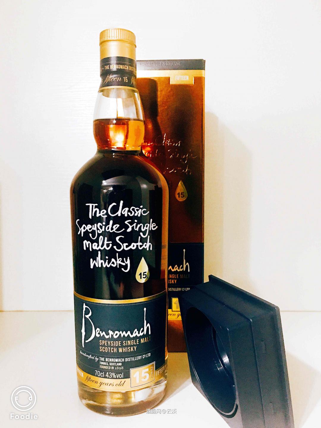 突然发现这盒盖子还可以当底座<img src='https://sdata.whiskyworm.com/xcxpics/emoji_21.png' class='emoji' /><img src='https://sdata.whiskyworm.com/xcxpics/emoji_21.png' class='emoji' />