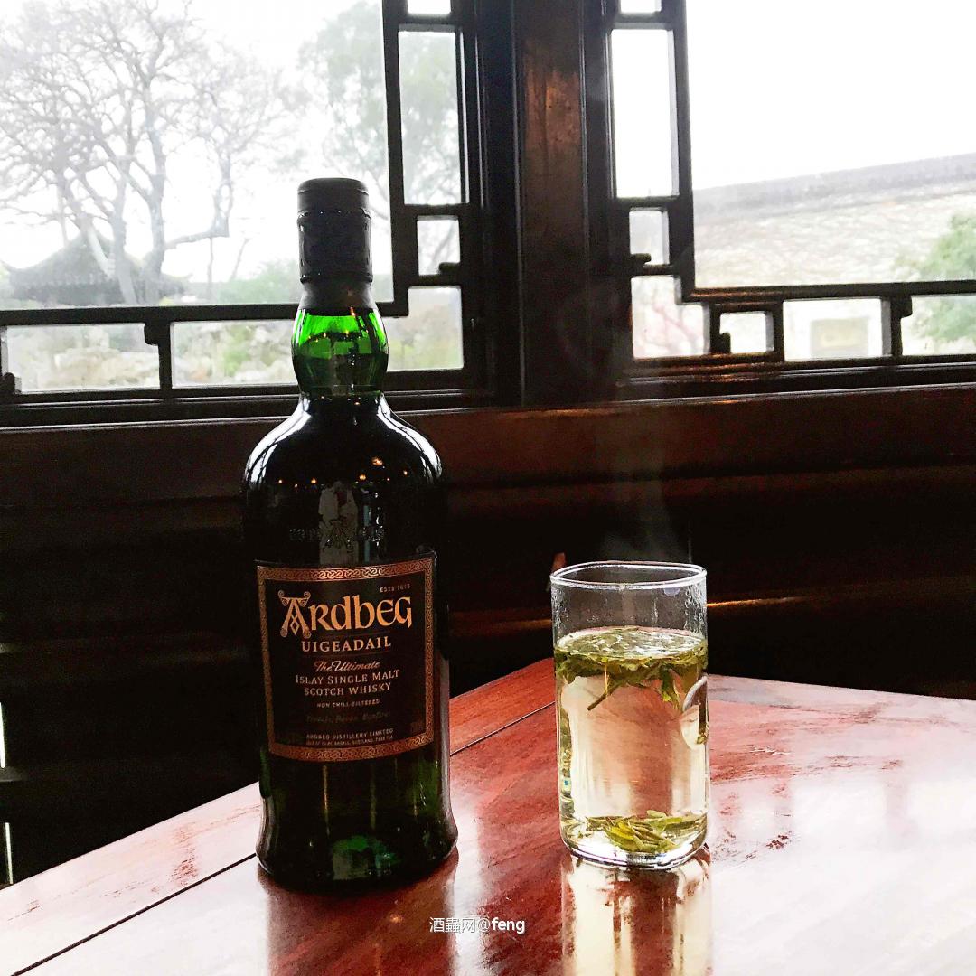 一杯清茶一瓶雅柏～