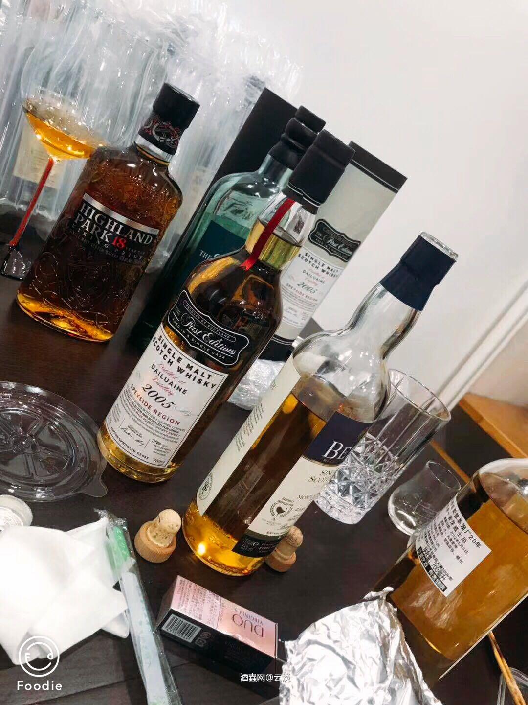 喝到三点多，还是你的穆赫好喝，我只是提到一下，居然给我带了分享！谢啦<img src='https://sdata.whiskyworm.com/xcxpics/emoji_45.png' class='emoji' /><img src='https://sdata.whiskyworm.com/xcxpics/emoji_45.png' class='emoji' />