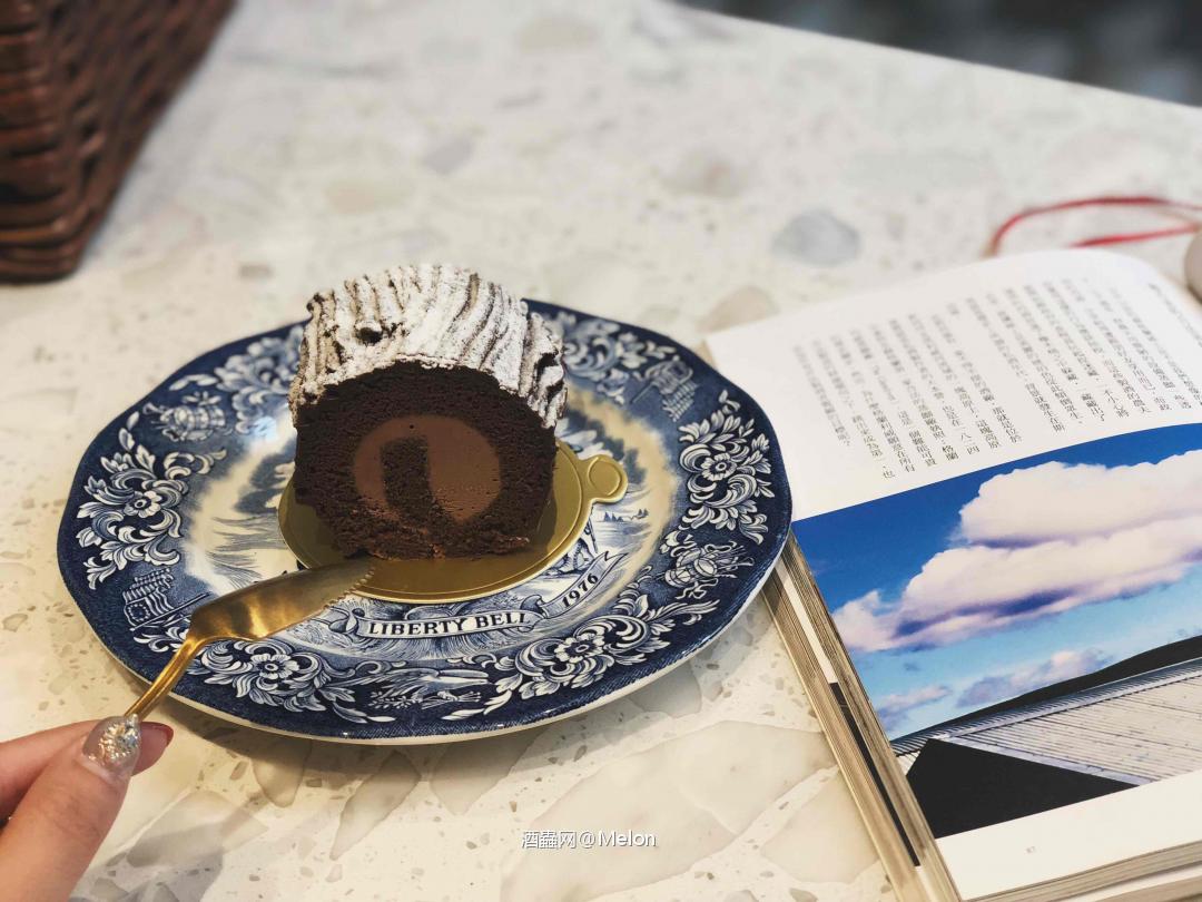 威士忌巧克力樹樁蛋糕，不知道用重泥煤會不會好吃？