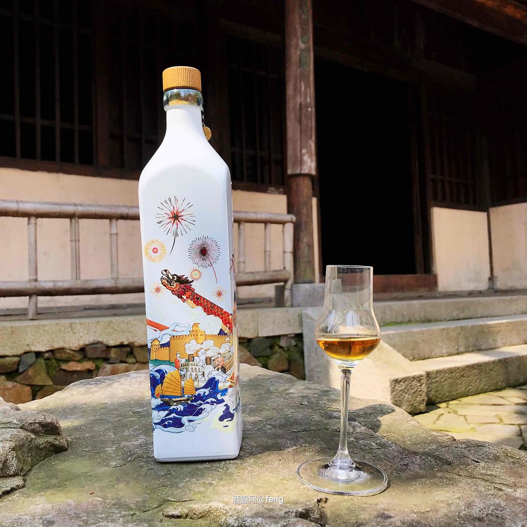 初春，带着走路哥踏青郊游