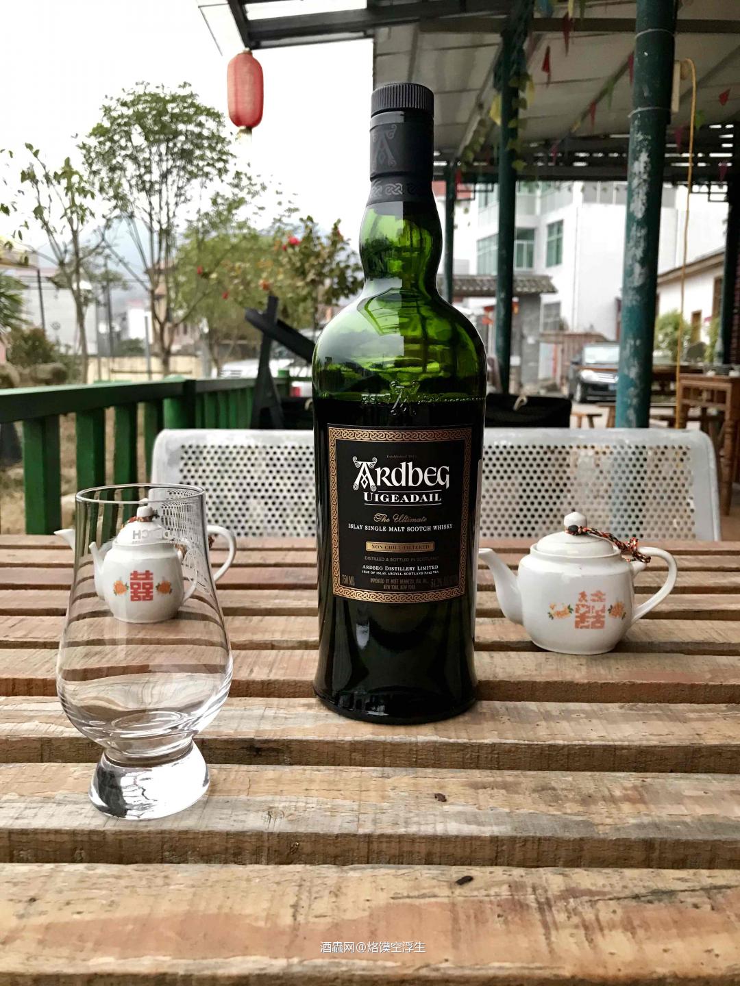 料峭三月醉雅柏