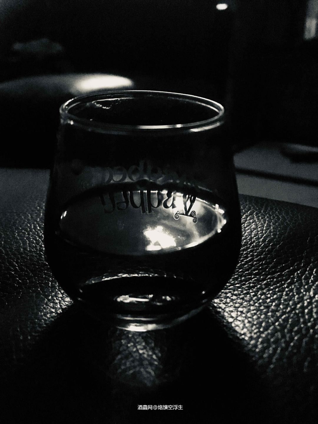 料峭三月醉雅柏