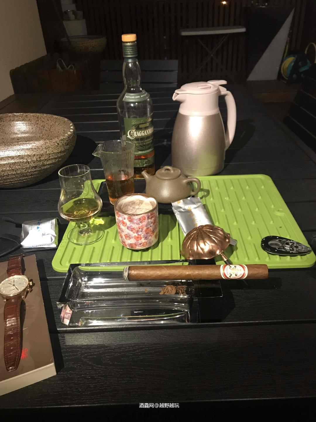 三味书屋<img src='https://sdata.whiskyworm.com/xcxpics/emoji_13.png' class='emoji' />