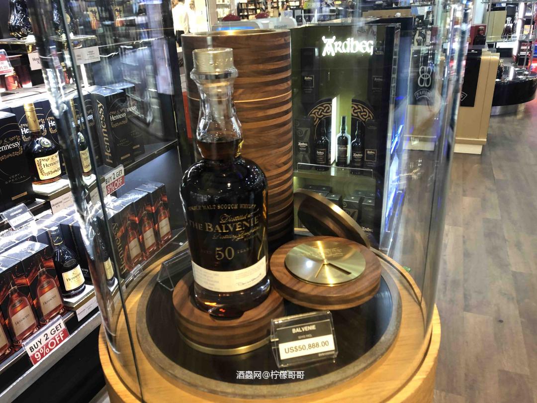 马尔代夫机场免税店的威士忌价格！