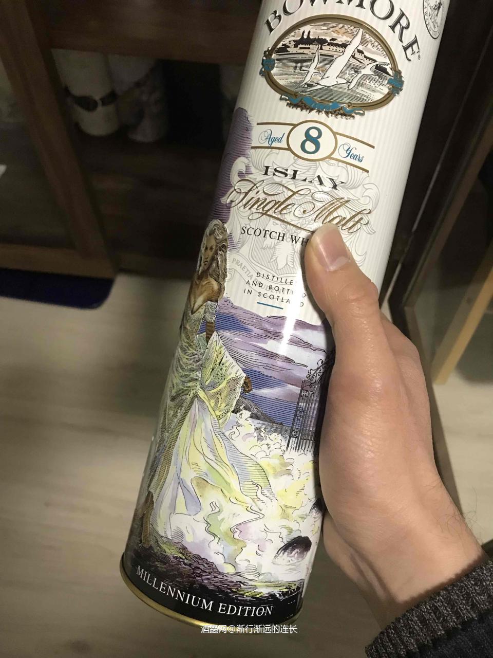 millennium edition 大概意思千禧年版本 好像是2000左右出的酒，一套13瓶 每瓶包装上图案都不同，我所知道就这点，有不对的或者遗漏的地方，希望前辈们指出