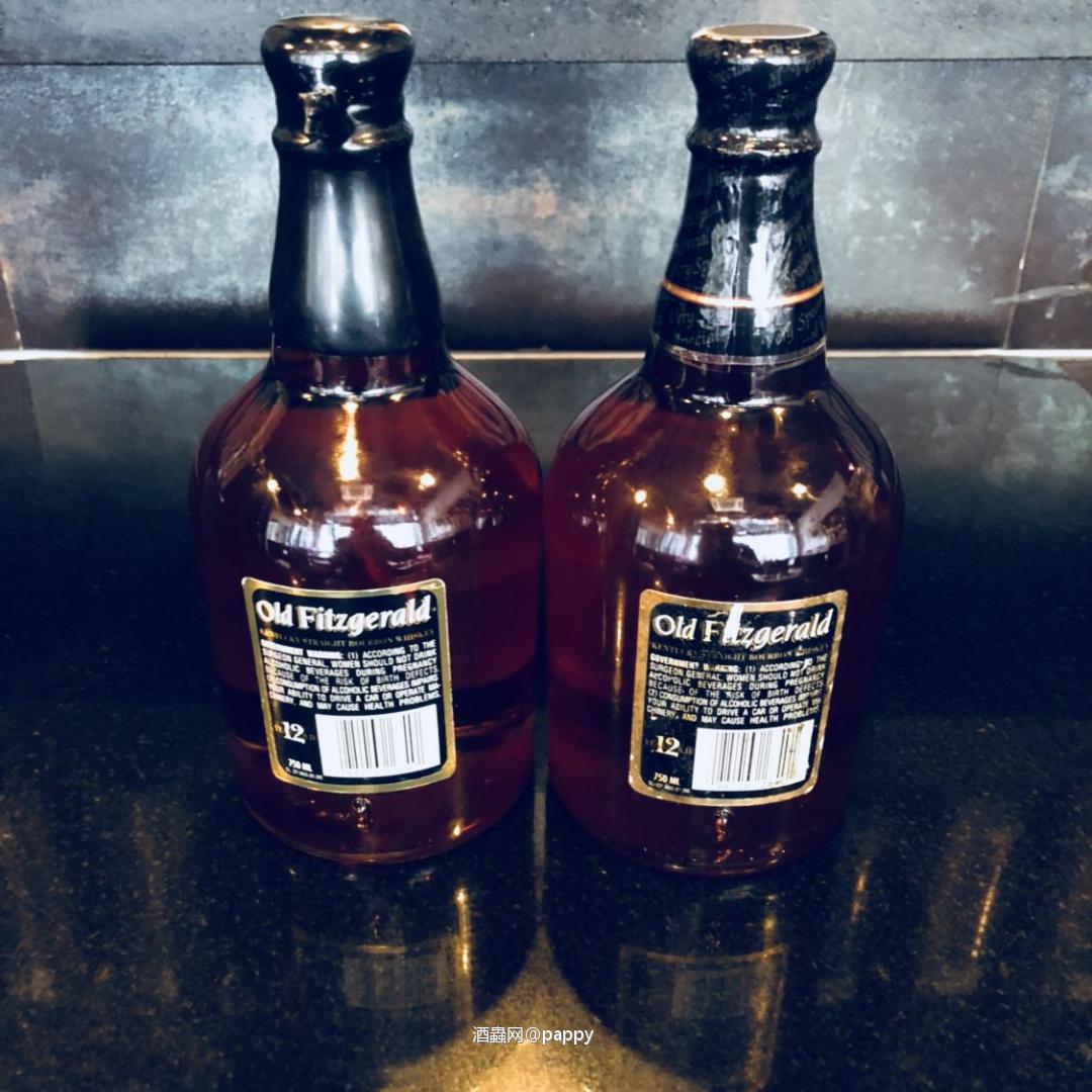 蜡封版VS收藏款 太喜欢了 90年代情怀好酒