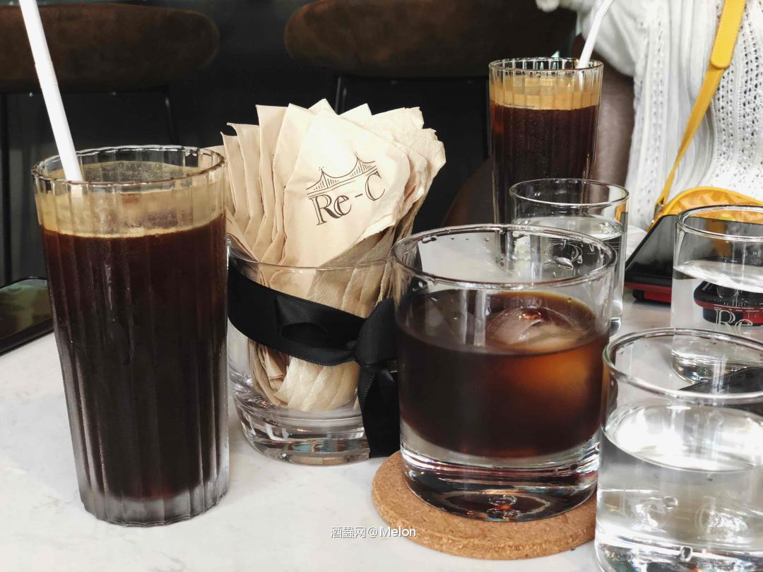 朋友們不讓我喝酒🤪