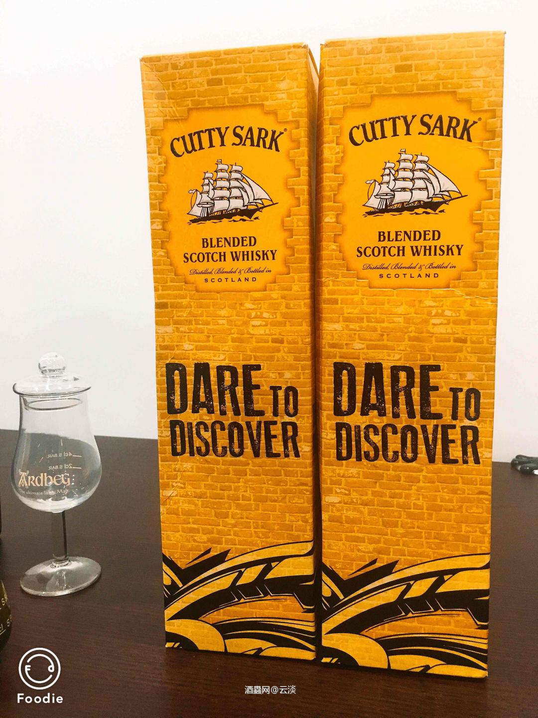 遇到投缘酒友又聊到很晚！还给我带了周边太意外了<img src='https://sdata.whiskyworm.com/xcxpics/emoji_45.png' class='emoji' />在这里谢过<img src='https://sdata.whiskyworm.com/xcxpics/emoji_84.png' class='emoji' />酒虫确实是个非常好的平台，能给大家很多交流的机会，认识更多新的朋友👍