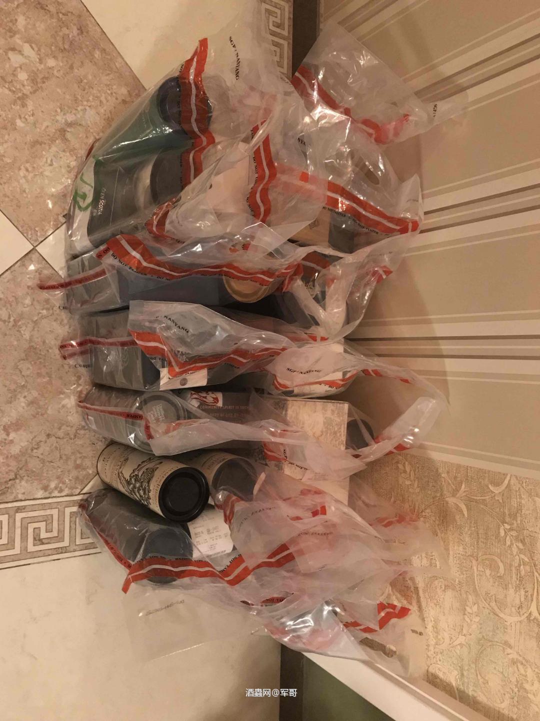 新加坡之旅收获颇丰<img src='https://sdata.whiskyworm.com/xcxpics/emoji_14.png' class='emoji' />