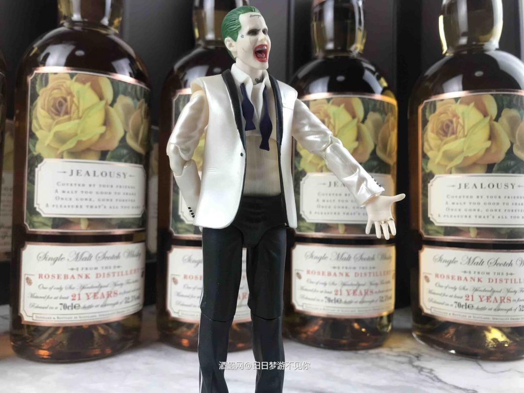 从前从前有个人爱你很久。