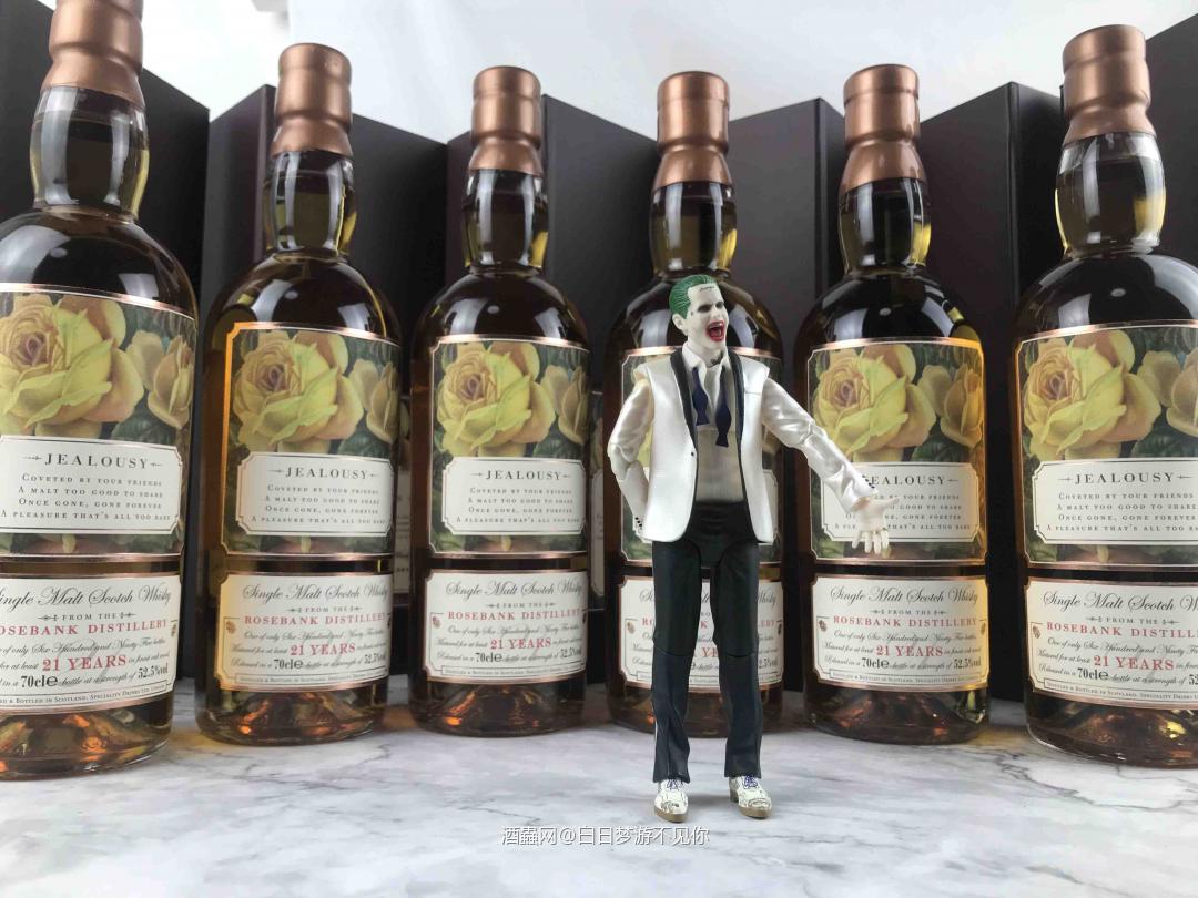 从前从前有个人爱你很久。