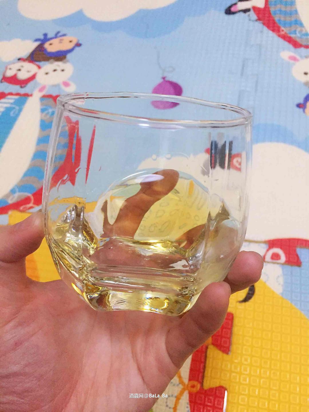 饭后来一杯威士忌，配点坚果，感觉极好的