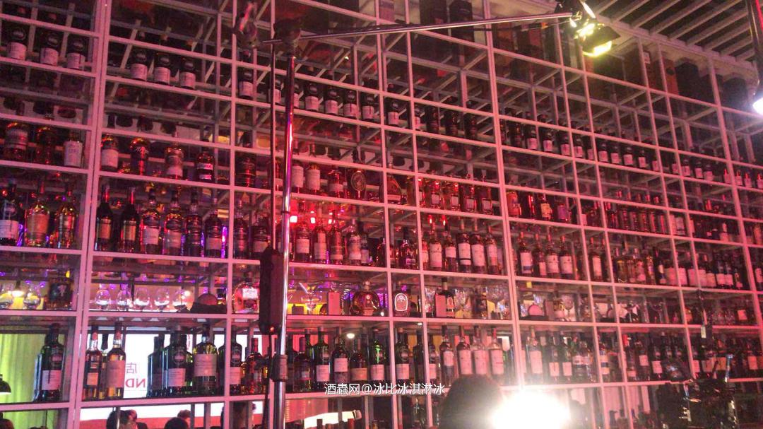 13.64Dalmore - happy in the potting shed