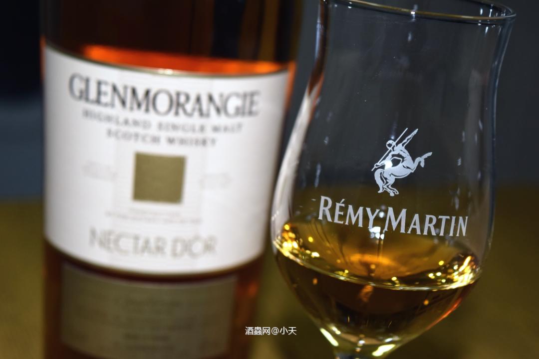 格兰杰苏玳酒评一则及格兰杰酒牌个人小评