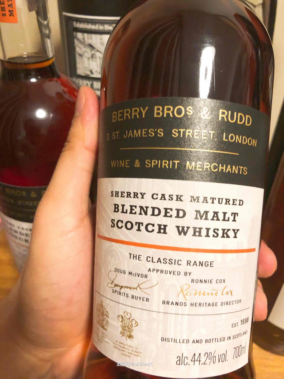 收到北京whisky+展会的酒，原来买一送一<img src='https://sdata.whiskyworm.com/xcxpics/emoji_7.png' class='emoji' />