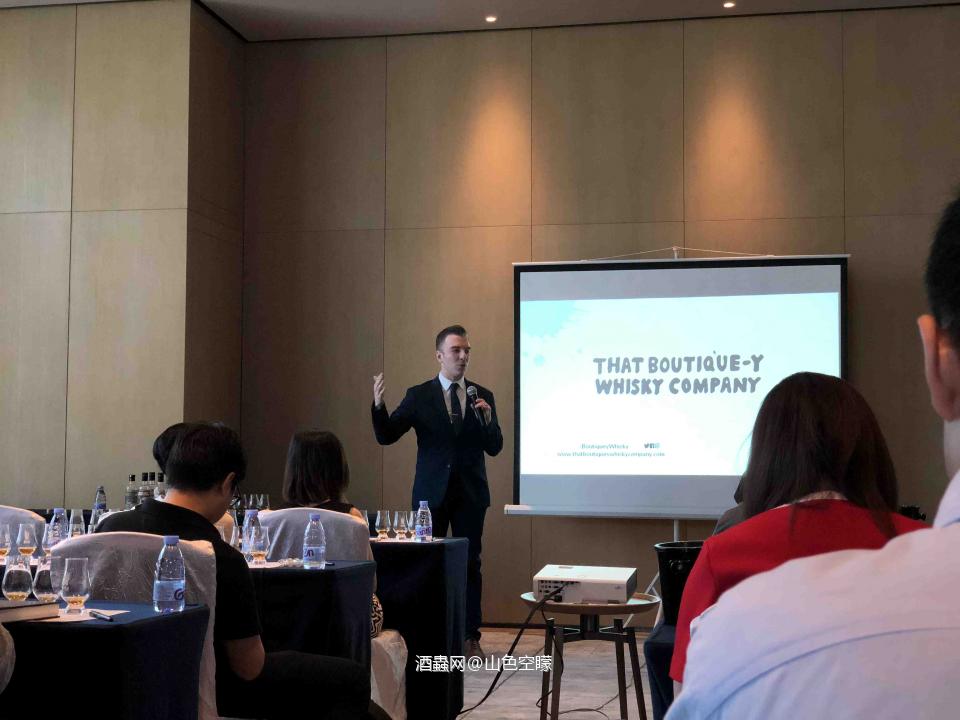 第二天，漫画标会讲故事 ～