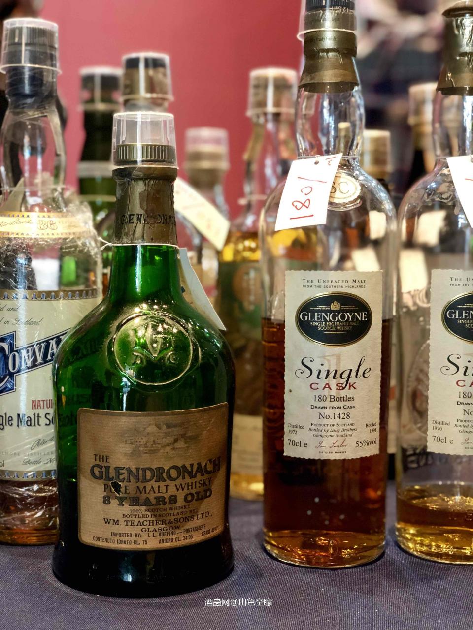 一场威士忌的盛宴 装 装 装 … 装了20多个小瓶子，慢慢喝