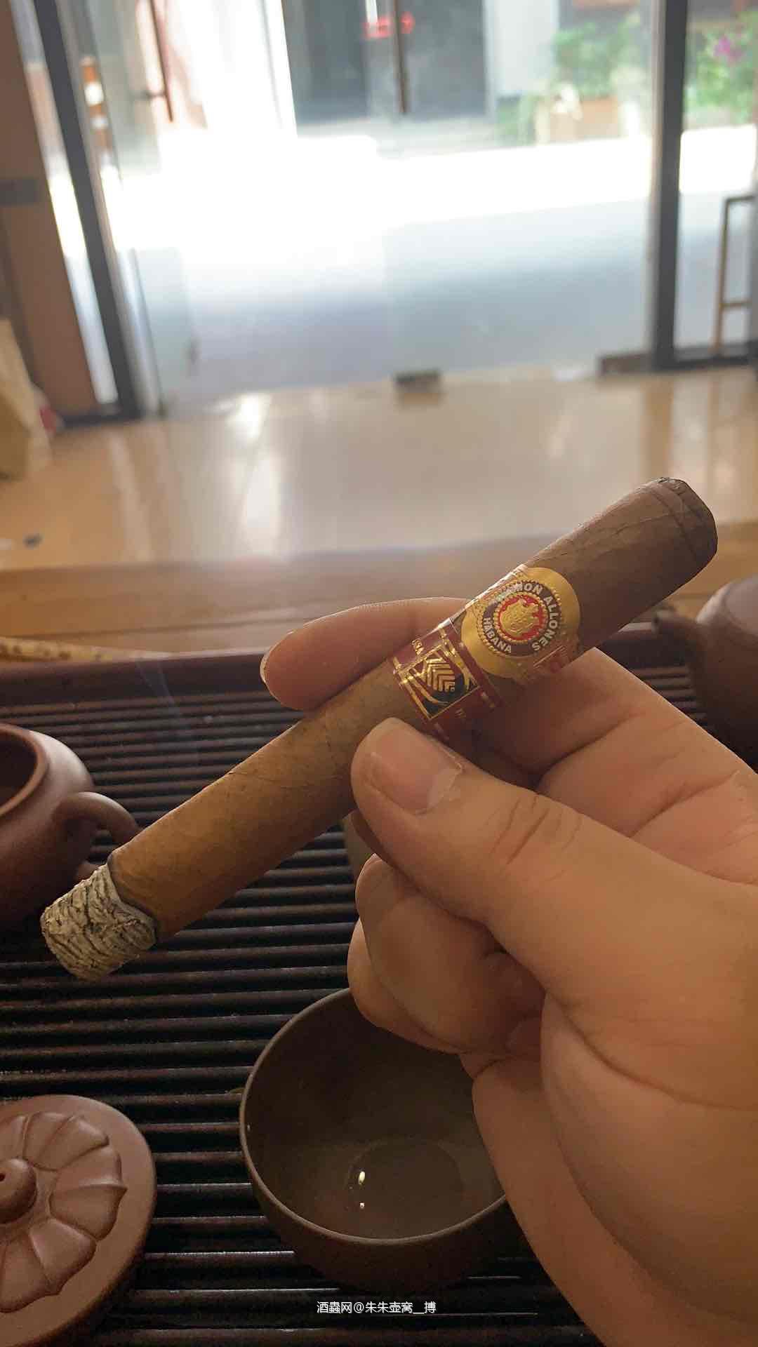 悠闲地时间 灰一根