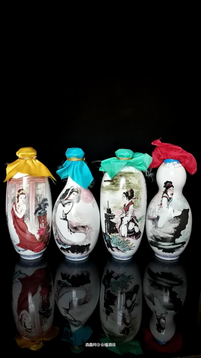 美人今何在，当下瓶中寻