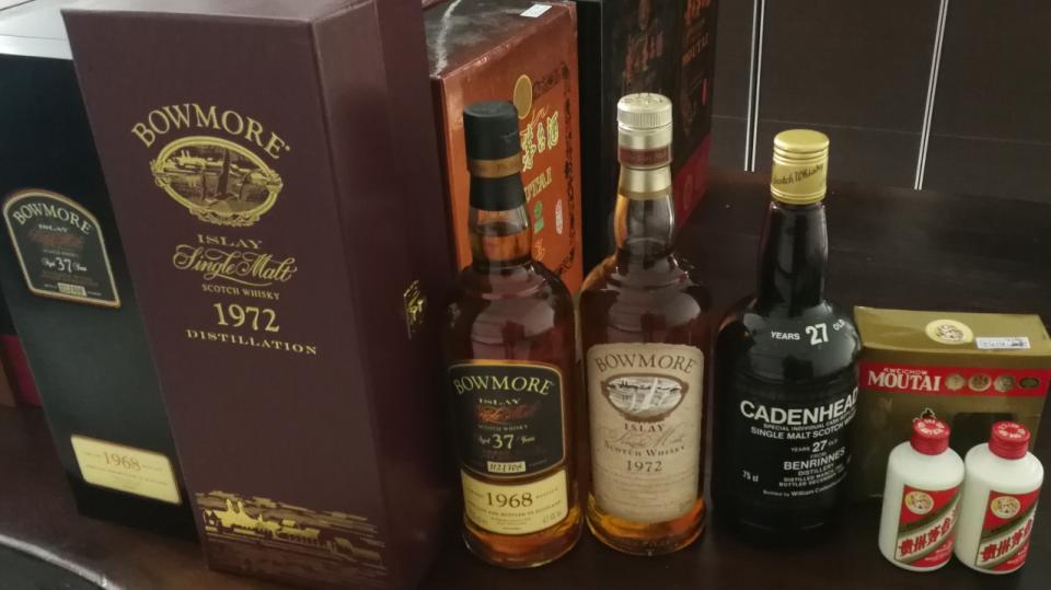 中午拆箱，威三支，白皮珍品三十三支，铁盖小可爱一对，梳洗打扮入库