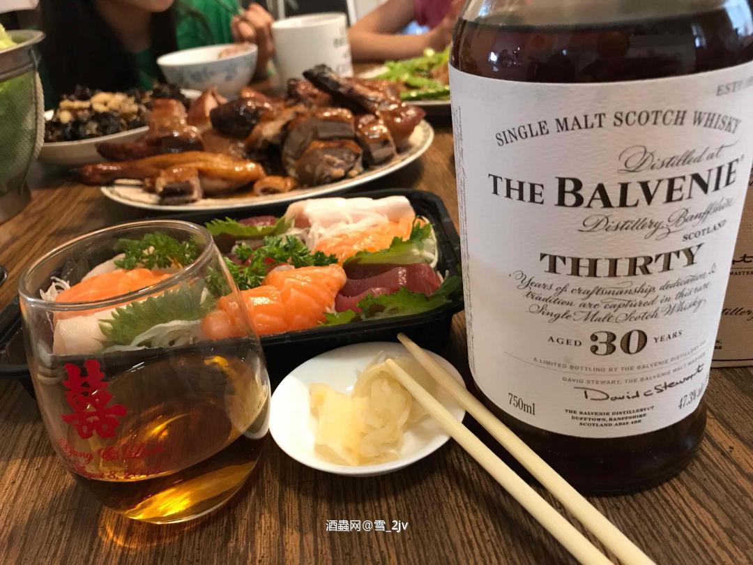 老婆的生日借此開瓶來開心一下。