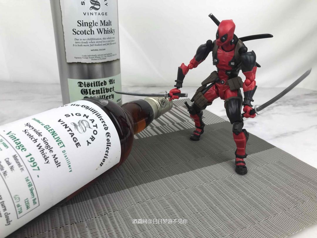 有时候觉得这种简单的酒标蛮好看的