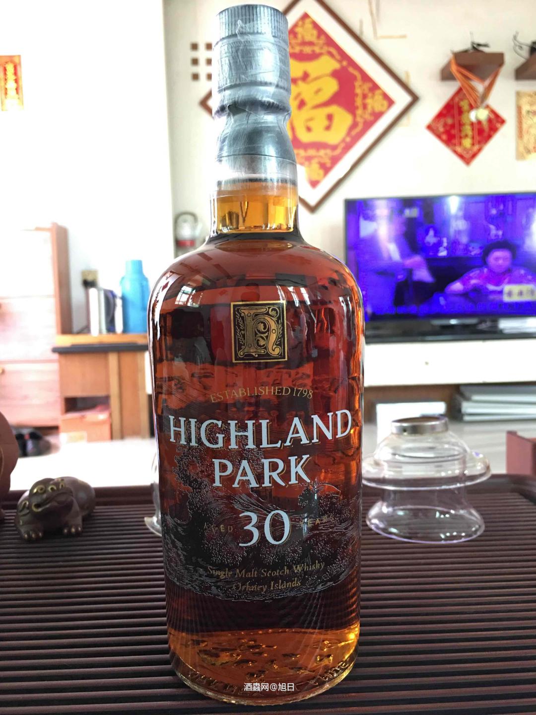 收获这两瓶Highland 30/25yo初版，品相和水位都不错！💪🙂🥃🥃