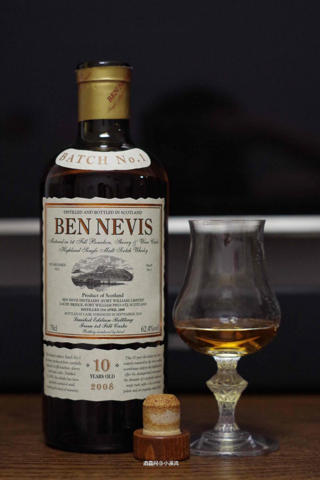 闻香：皮革，硫化物，稍醒一会可以感受到盐津乌梅，李子。加入几…