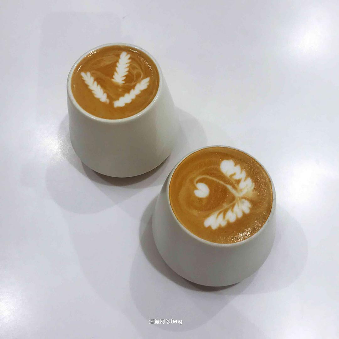 威士忌与咖啡店03