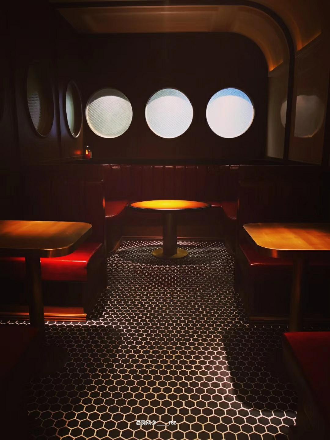 偶遇羽生扑克牌大鬼卖单杯的酒吧！！