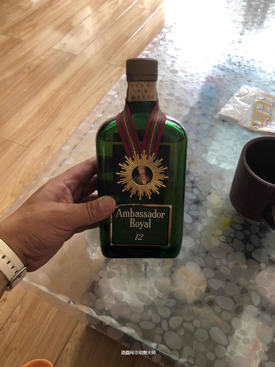 吧友们有谁认识这瓶威士忌给讲一讲，涨涨知识，谢谢🙏<p class='p'/><p class='p'/>