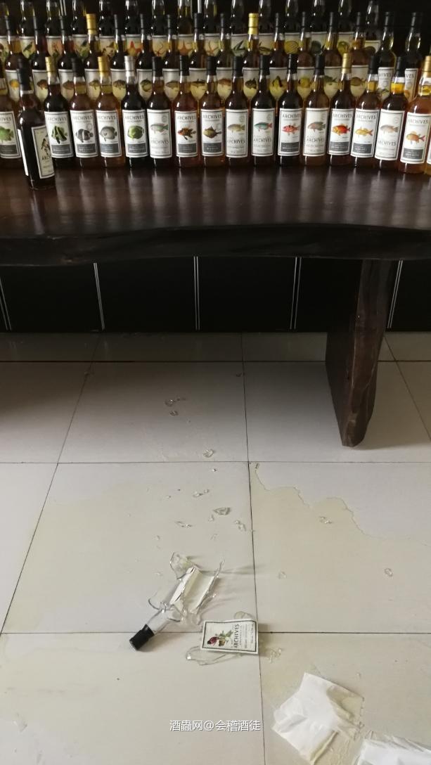 集体照，费用不低