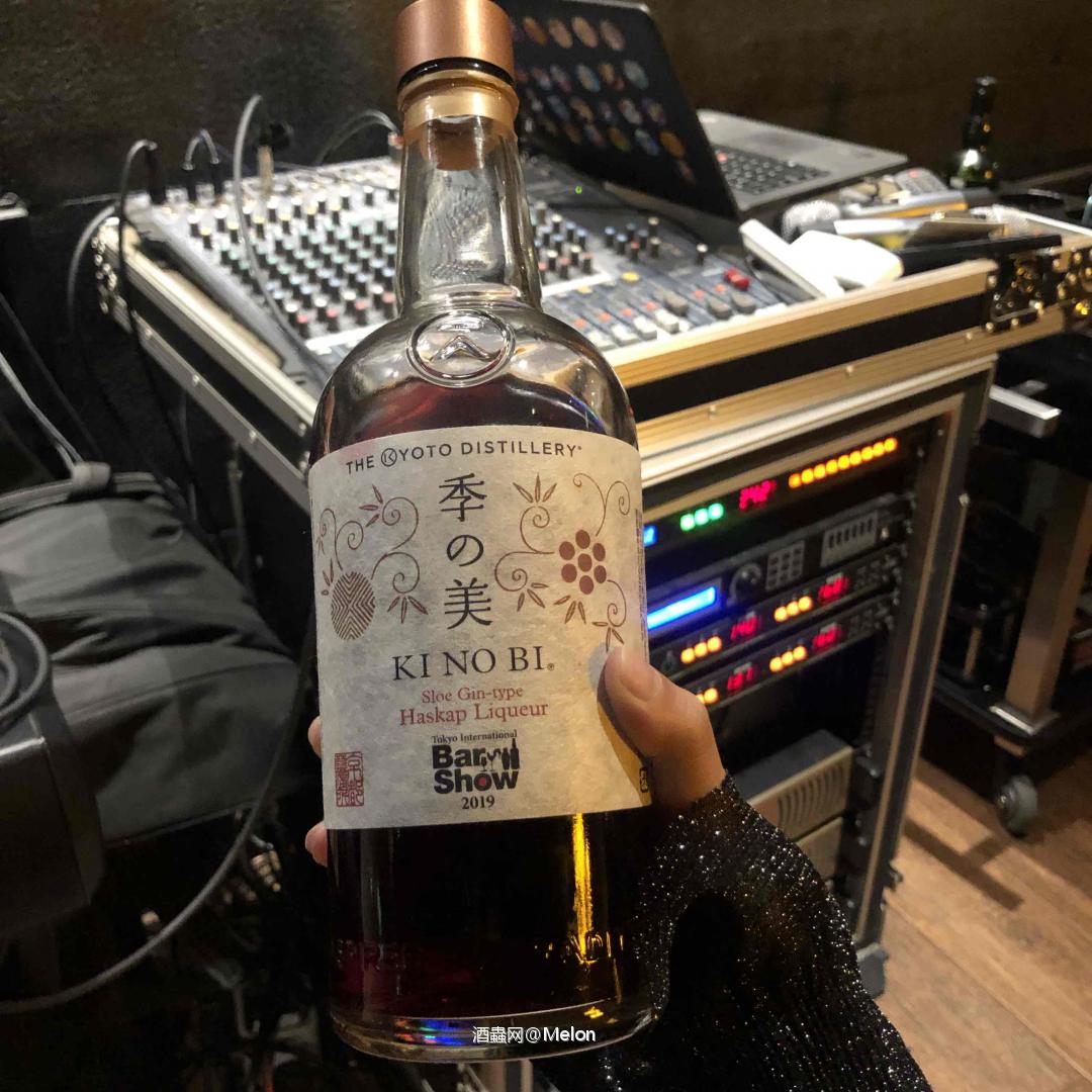 夏天就是要喝各种奇奇怪怪冰冰凉凉的酒啊