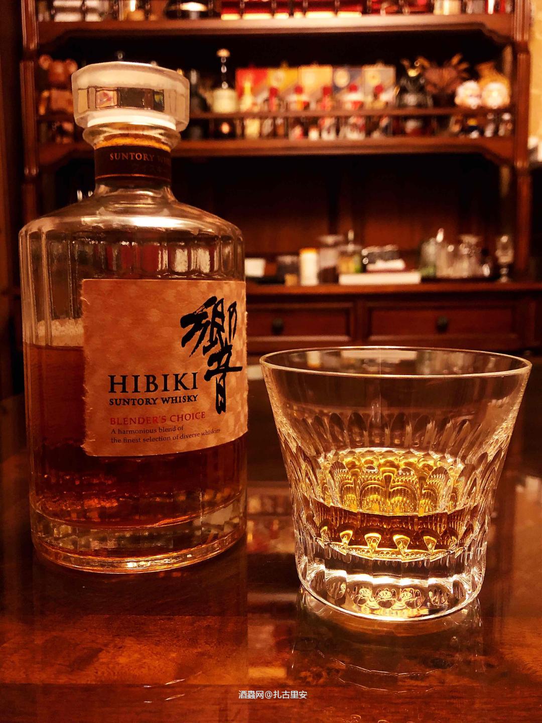 秀个酒杯