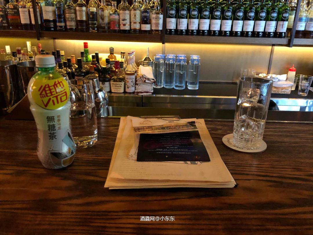闲逛协会酒合作酒吧