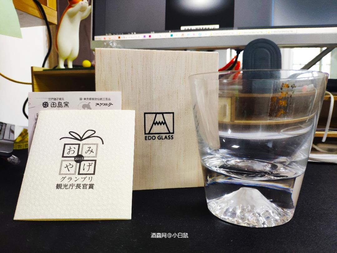 不同的杯子，不同的心情，喝不同的酒