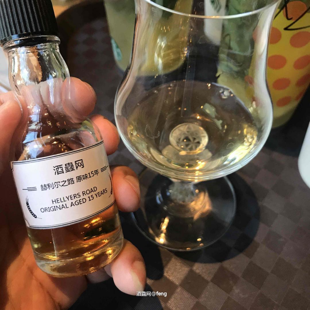 之前收到了酒虫的两款澳洲威士忌的分享瓶，正好下午有空就喝了写…