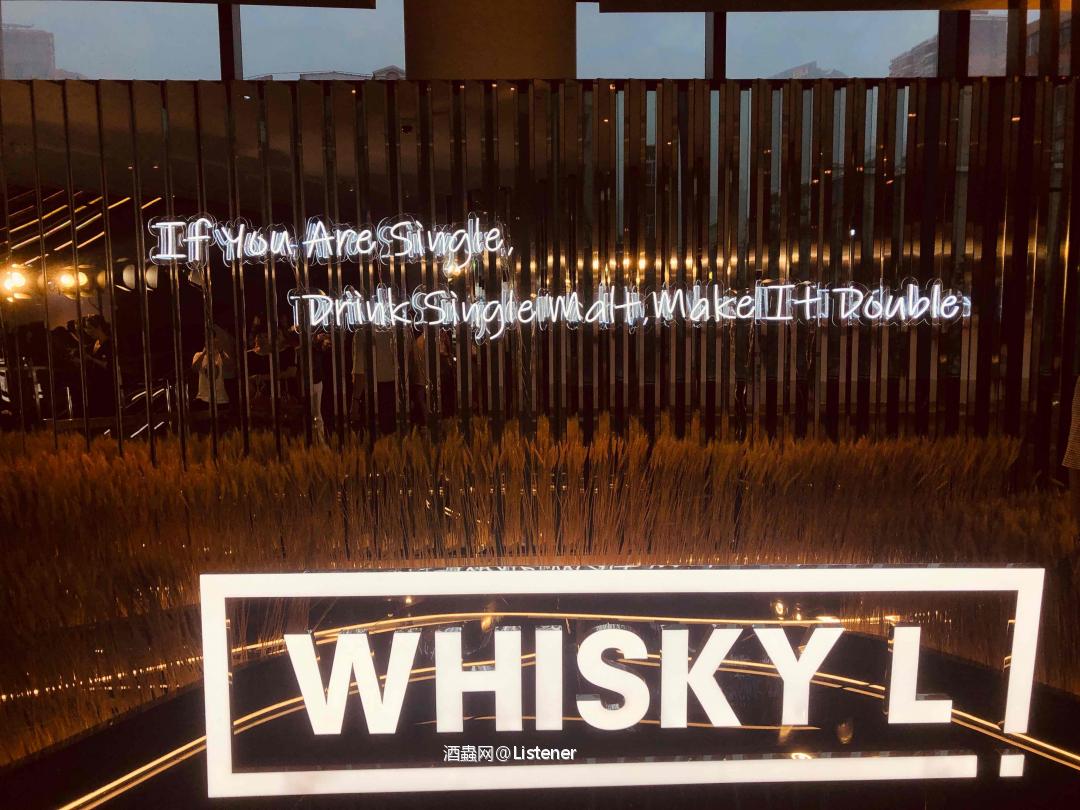 随风而来，尽兴而归.