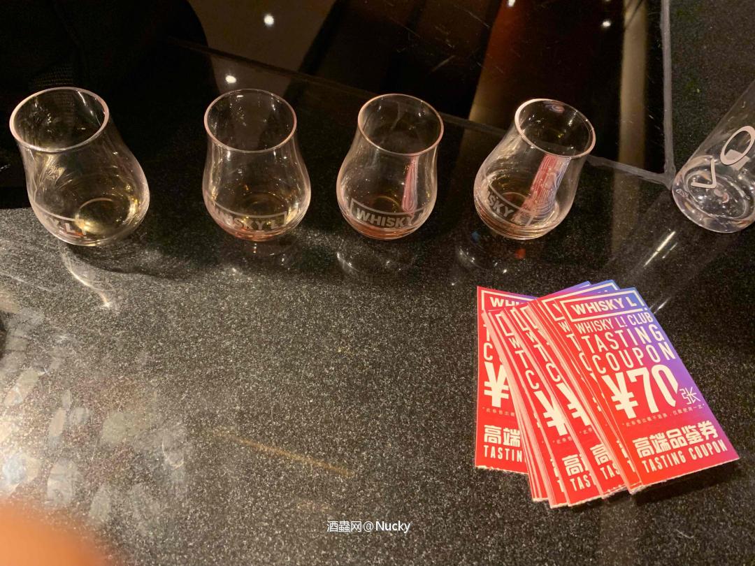 结束了一天的WHISKY L之旅