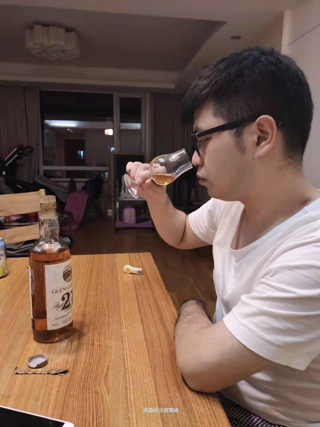 好喝到翻白眼～<img src='https://sdata.whiskyworm.com/xcxpics/emoji_1.png' class='emoji' />