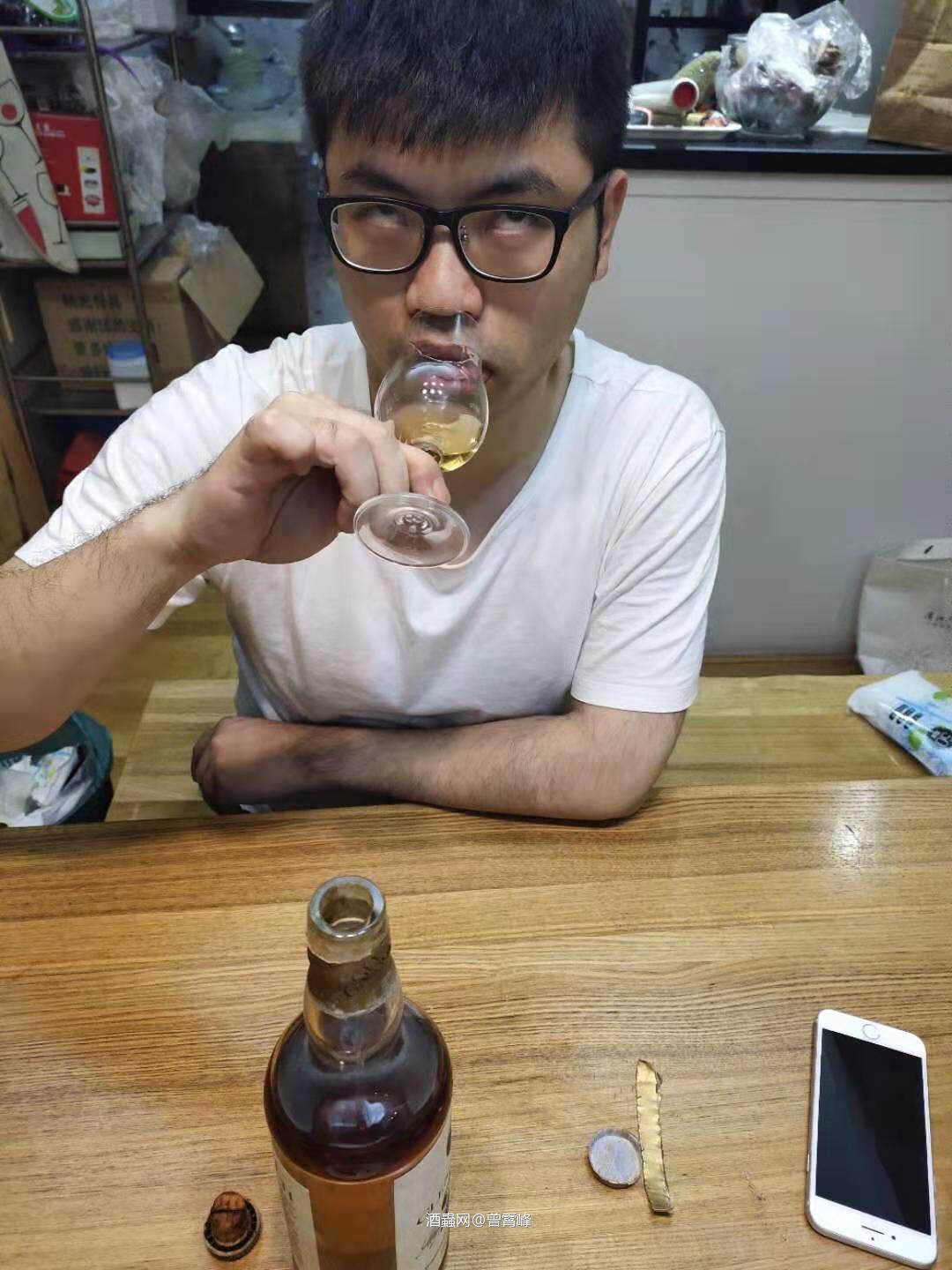 好喝到翻白眼～<img src='https://sdata.whiskyworm.com/xcxpics/emoji_1.png' class='emoji' />